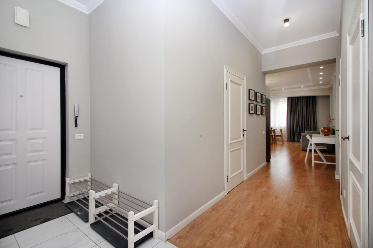 Perfect Spacious Apartment 356 Almatî Exterior foto